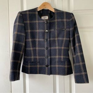Elegant Navy Plaid Women's Blazer